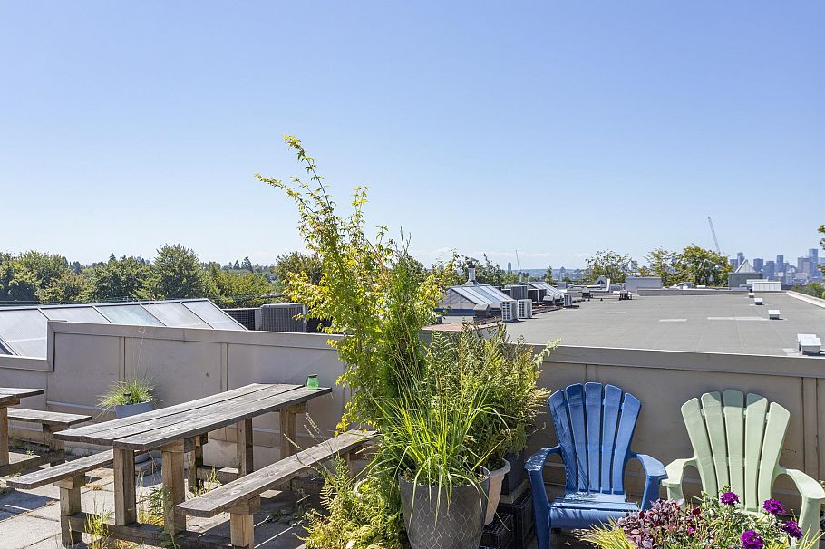 121 2556 E Hastings Street Vancouver, BC - 15