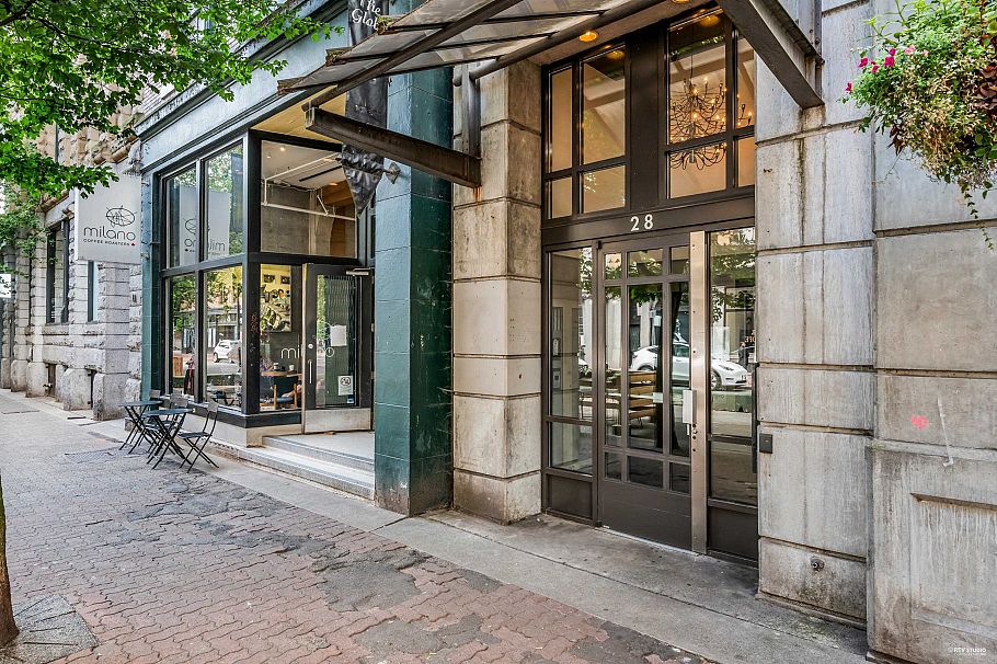 404 28 Powell Street Vancouver, BC - 31