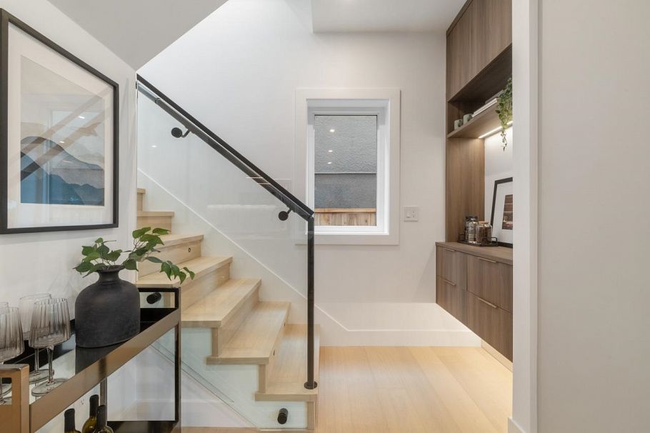 1 2680 E 5th Avenue Vancouver, BC - 20