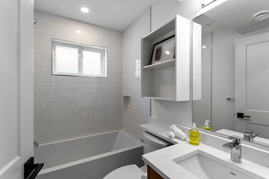 2660 Waterloo Street Vancouver, BC - 22