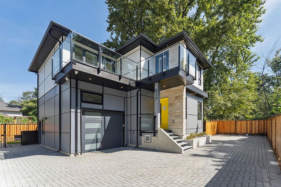 842 St. Denis Avenue North Vancouver, BC - 26