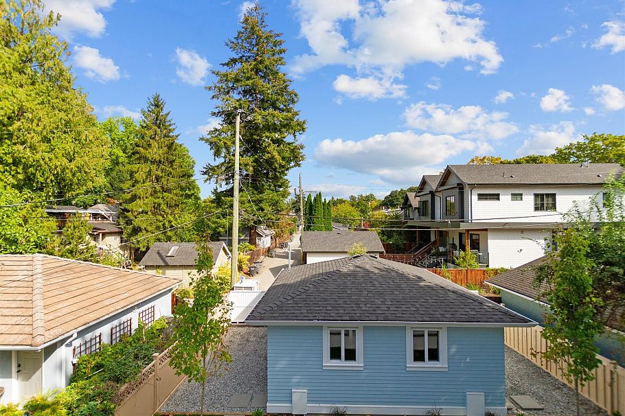 2660 Waterloo Street Vancouver, BC - 23