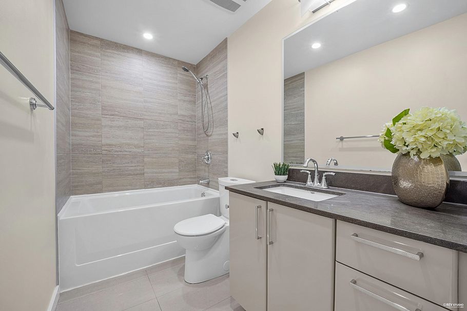 1002 88 W 1st Avenue Vancouver, BC - 21