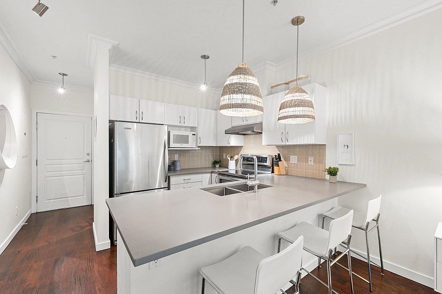 207 1388 Nelson Street Vancouver, BC - 8