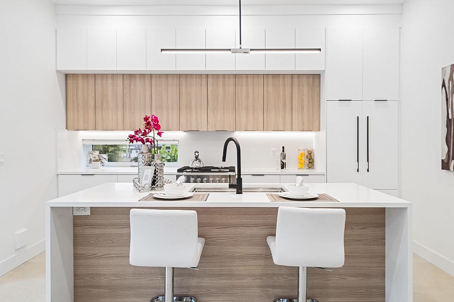 2140 E 20th Avenue Vancouver, BC - 12