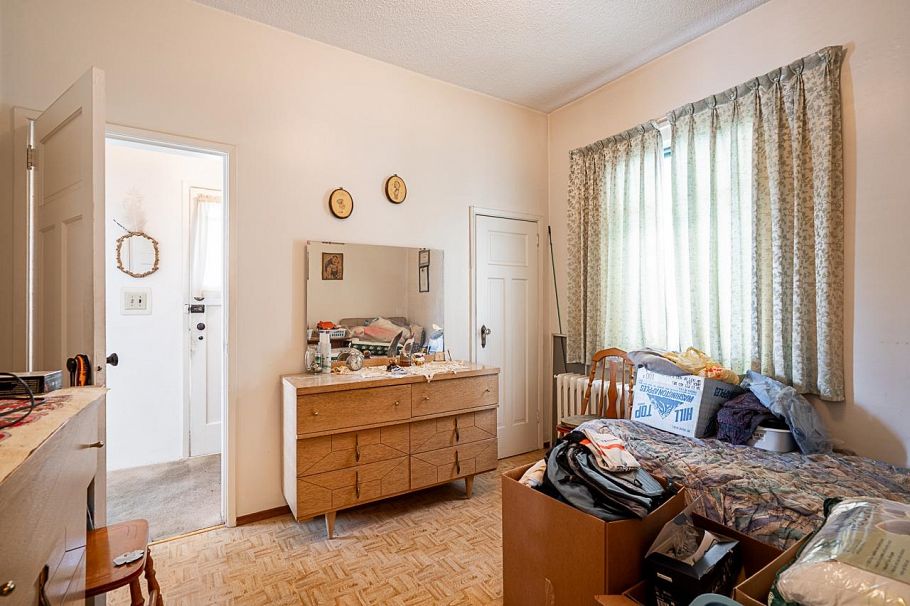 2554 Dundas Street Vancouver, BC - 8