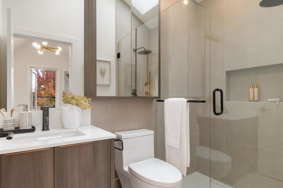 1 2680 E 5th Avenue Vancouver, BC - 34