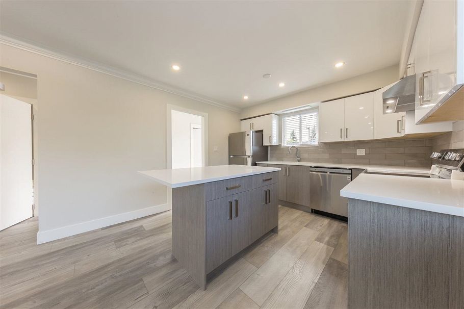 1222 E 12th Avenue Vancouver, BC - 6