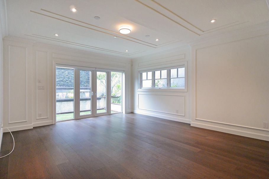 2930 W 29th Avenue Vancouver, BC - 29