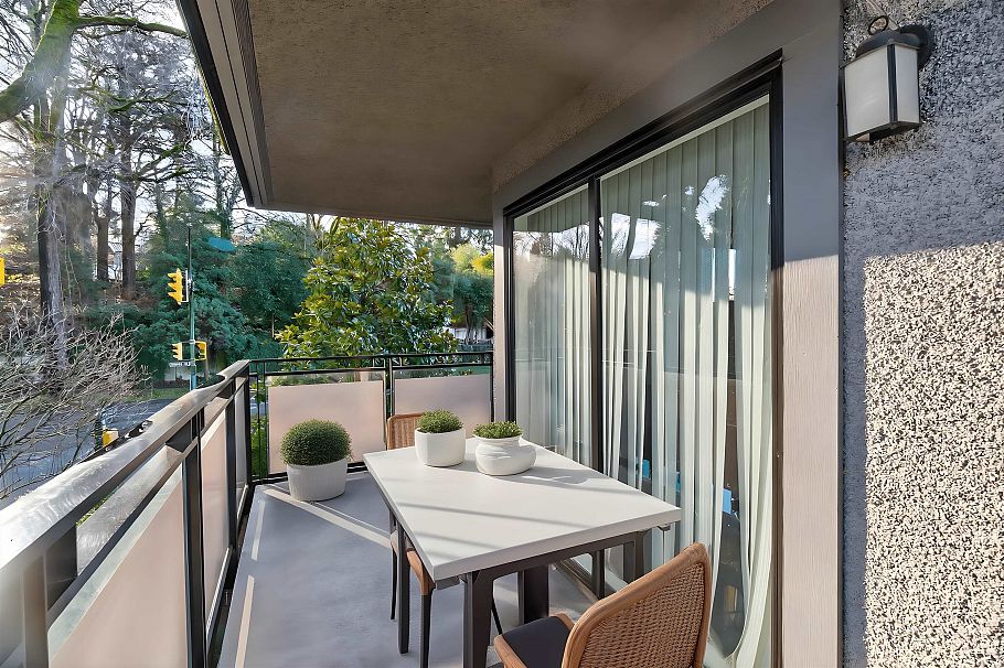 605 1405 W 15th Avenue Vancouver, BC - 14