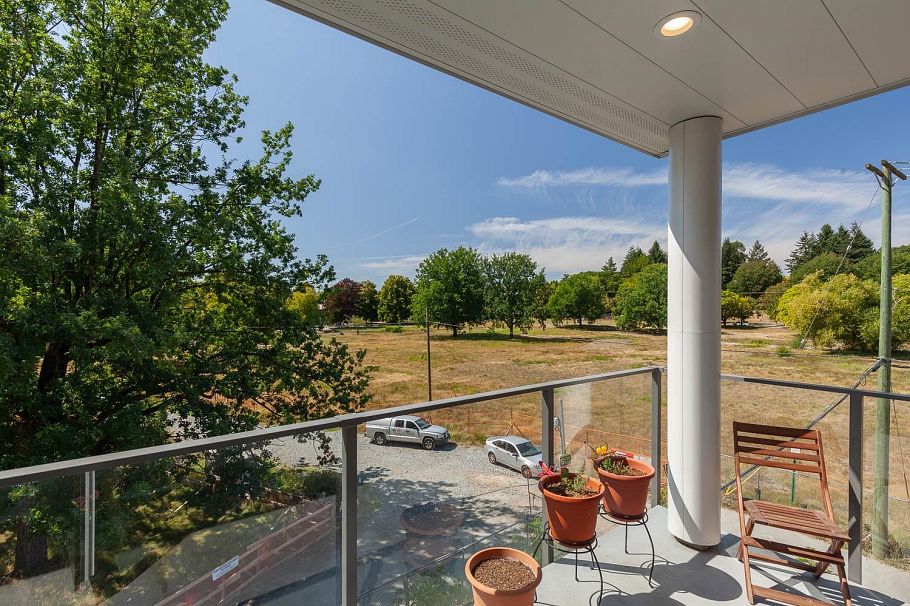 301 108 E 35th Avenue Vancouver, BC - 23