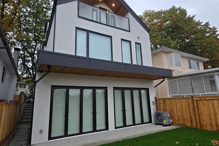 2 3558 Turner Street Vancouver, BC - 1