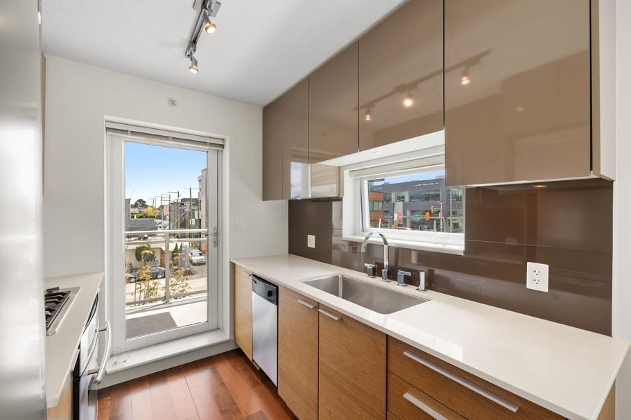 307 1808 W 3rd Avenue Vancouver, BC - 7