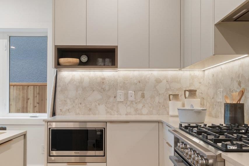 1 2680 E 5th Avenue Vancouver, BC - 14