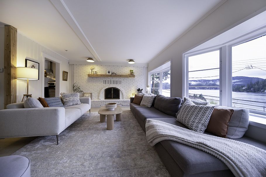 2711 Panorama Drive North Vancouver, BC - 7