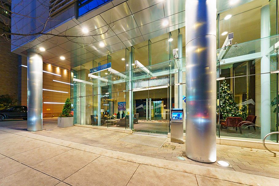 4104 667 Howe Street Vancouver, BC - 32