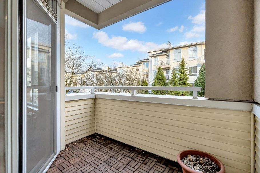 335 383 E 37th Avenue Vancouver, BC - 12