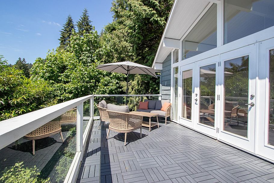 2711 Panorama Drive North Vancouver, BC - 18