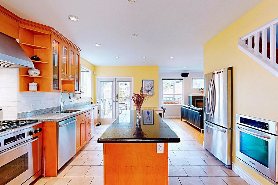 163 W 26th Avenue Vancouver, BC - 13