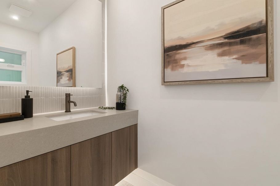 1 2680 E 5th Avenue Vancouver, BC - 23