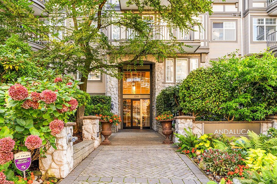 207 1388 Nelson Street Vancouver, BC - 20