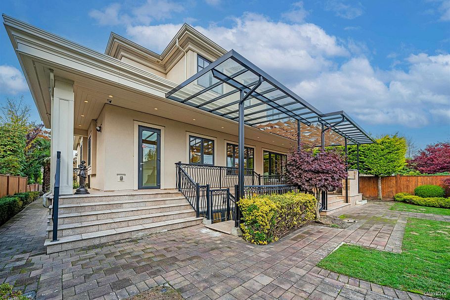 1332 W 47th Avenue Vancouver, BC - 37