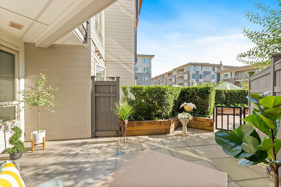 101 2632 Library Lane North Vancouver, BC - 30