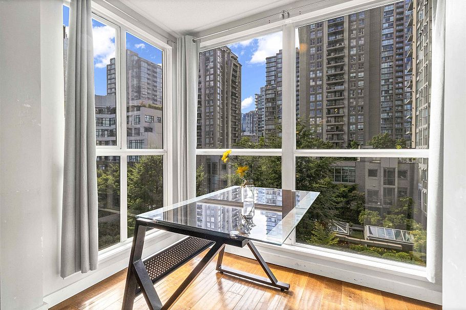 710 939 Homer Street Vancouver, BC - 11