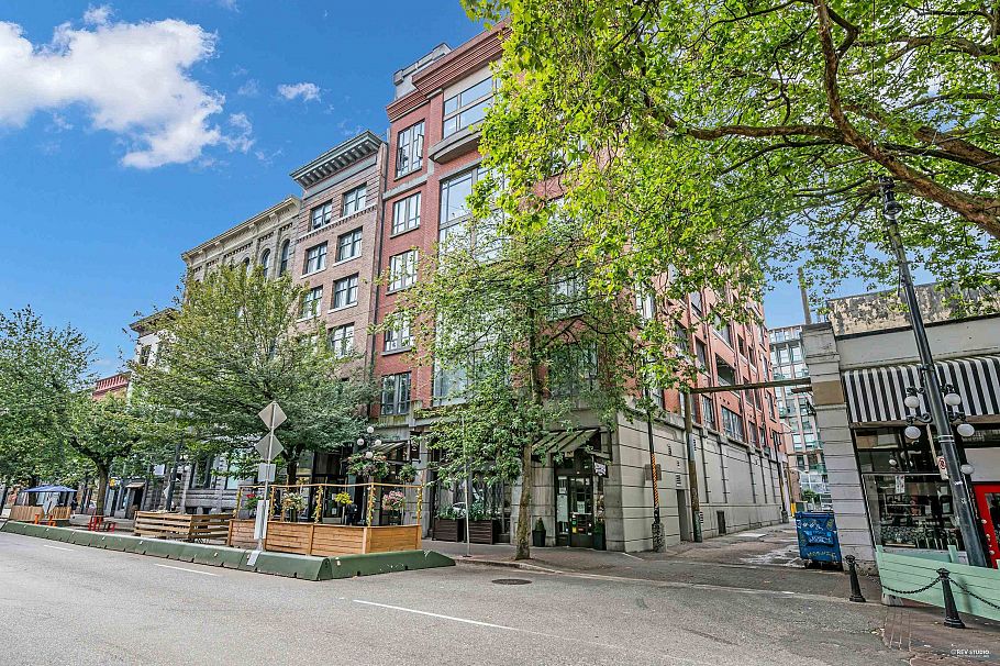 404 28 Powell Street Vancouver, BC - 32