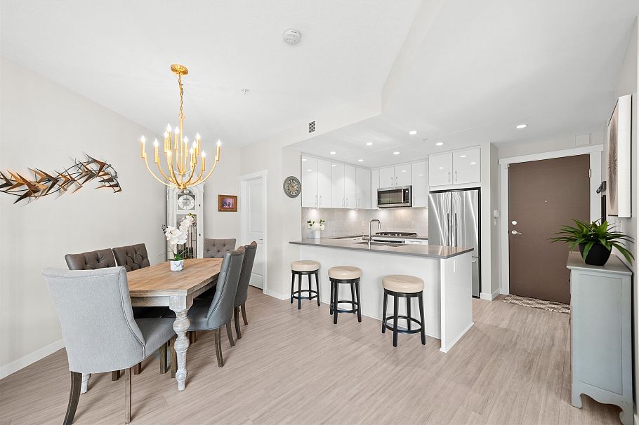 101 2632 Library Lane North Vancouver, BC - 10