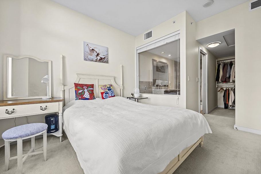 617 8677 Capstan Way Richmond, BC - 7