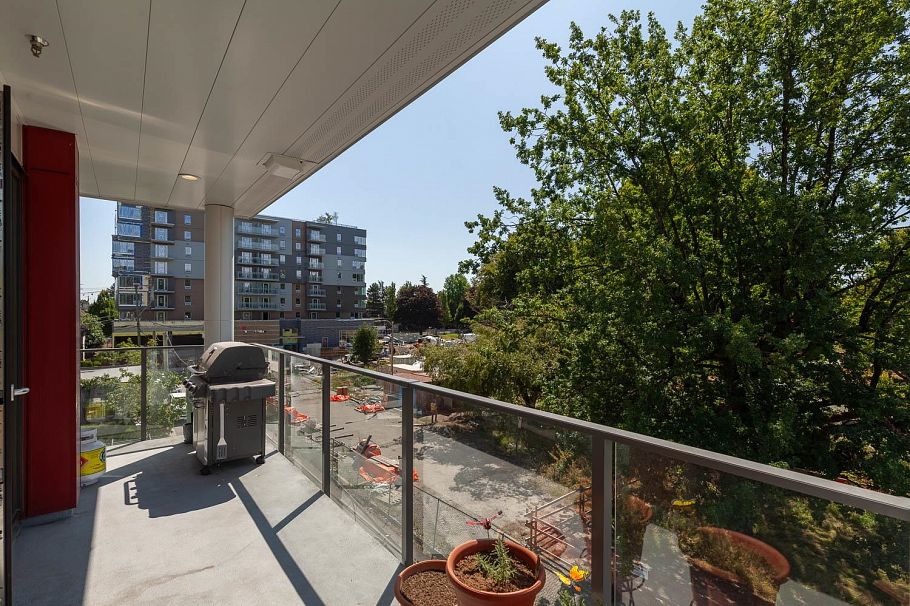 301 108 E 35th Avenue Vancouver, BC - 24