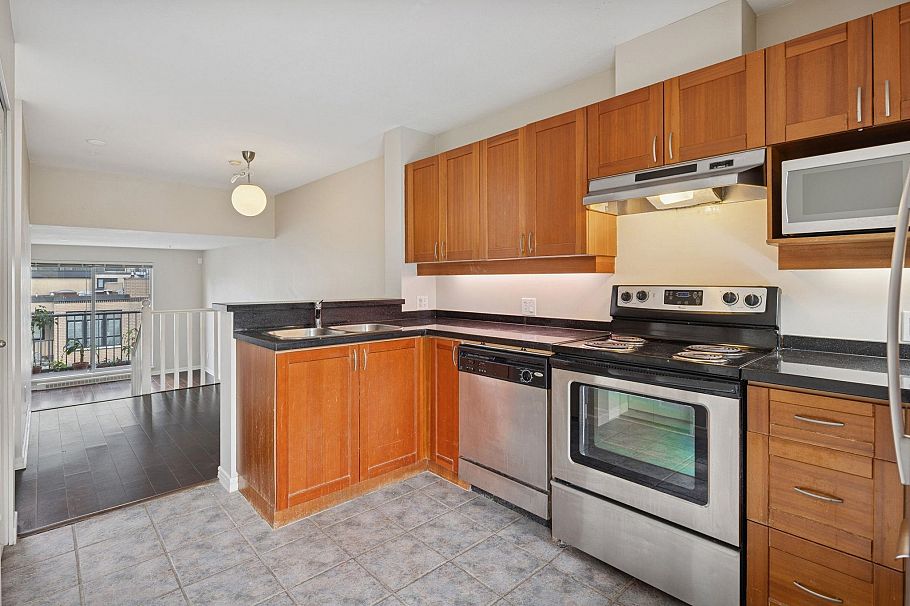 311 3727 W 10th Avenue Vancouver, BC - 14