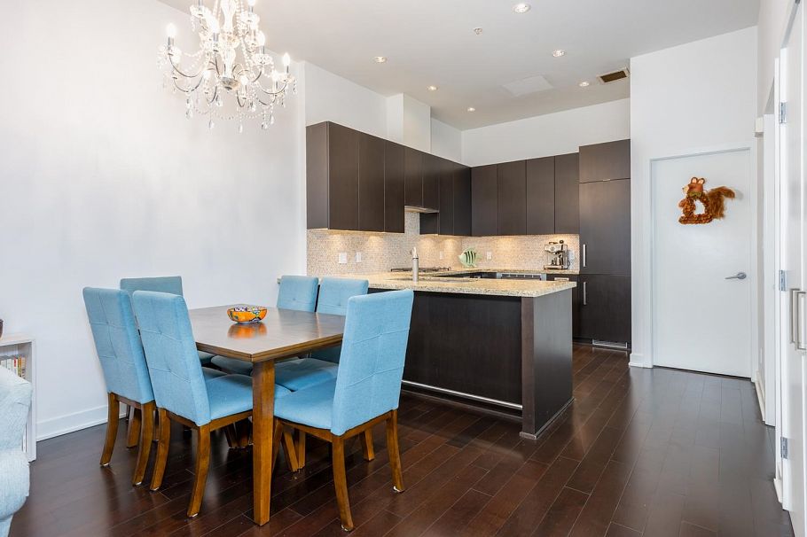 1051 Richards Street Vancouver, BC - 10