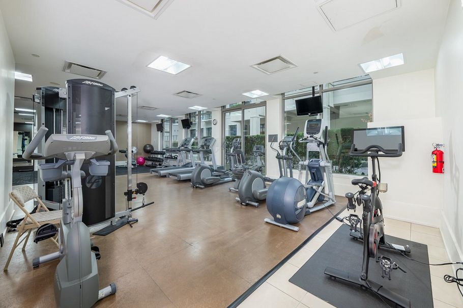 1051 Richards Street Vancouver, BC - 27