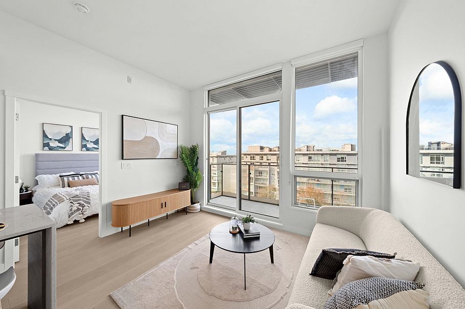 605 5212 Cambie Street Vancouver, BC - 1