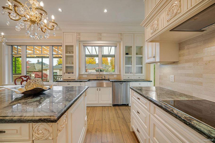 1332 W 47th Avenue Vancouver, BC - 12