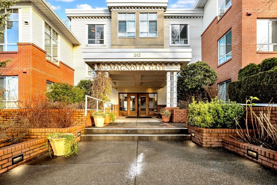 335 383 E 37th Avenue Vancouver, BC - 1