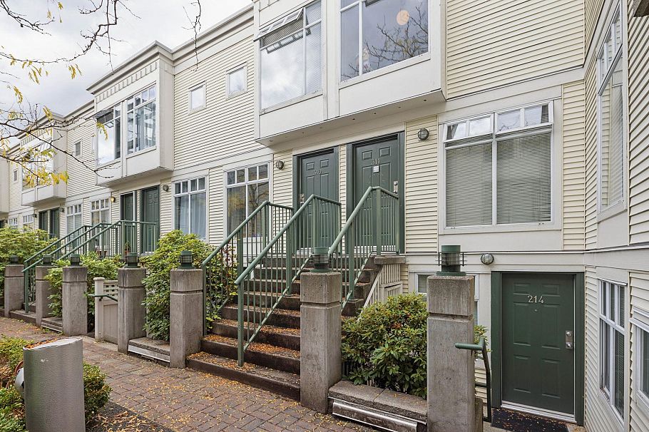 311 3727 W 10th Avenue Vancouver, BC - 26