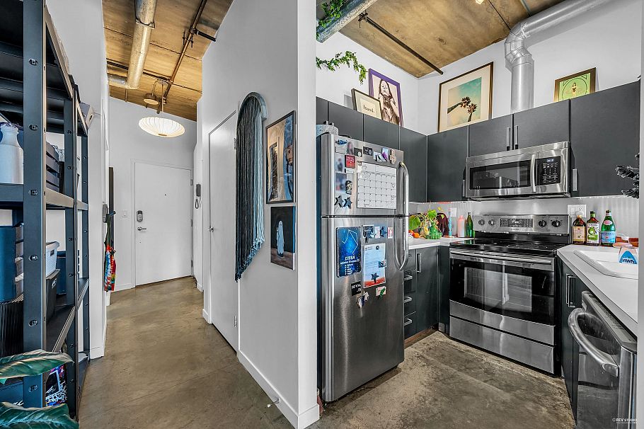 404 28 Powell Street Vancouver, BC - 13