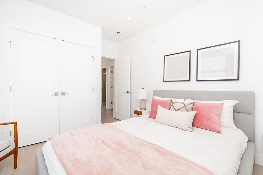 2 434 E 1st Street North Vancouver, BC - 20