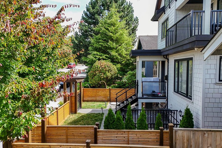 2554 Dundas Street Vancouver, BC - 28