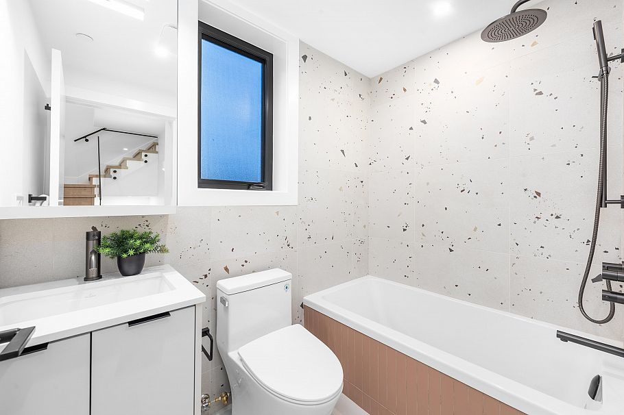 2 275 W 17th Avenue Vancouver, BC - 36