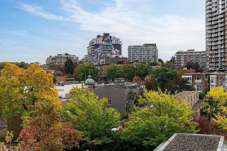 709 2321 Scotia Street Vancouver, BC - 31