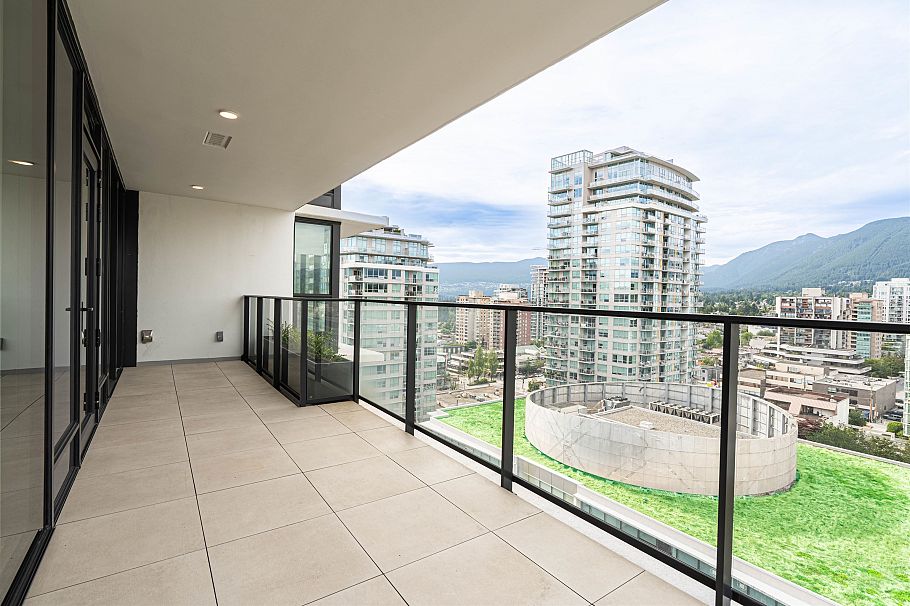 1309 135 E 13th Street North Vancouver, BC - 22