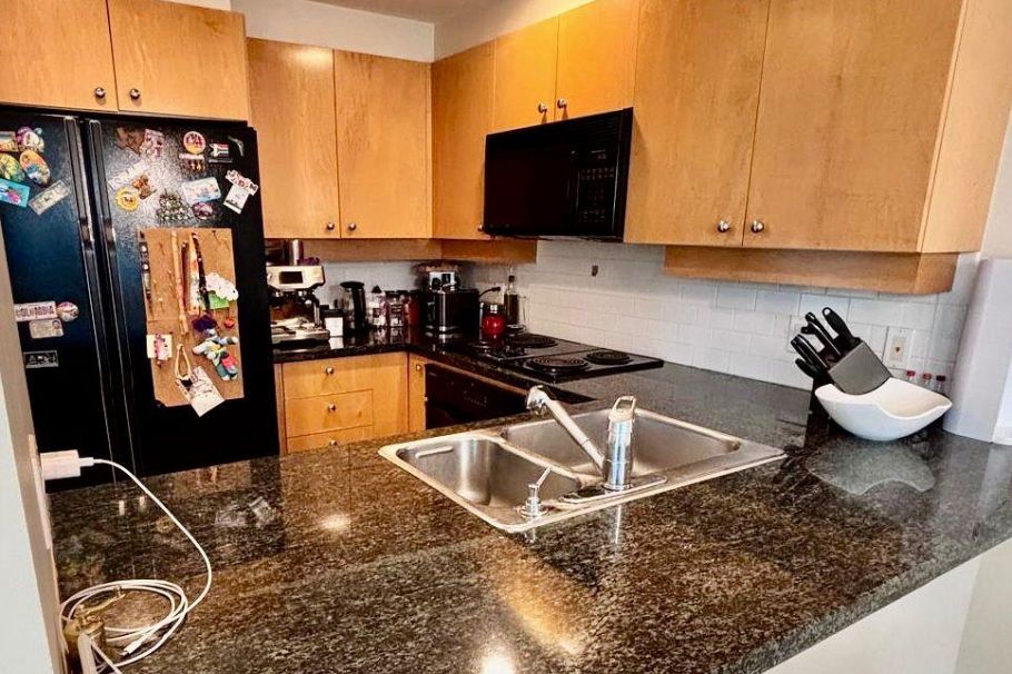 1204 1710 Bayshore Drive Vancouver, BC - 9