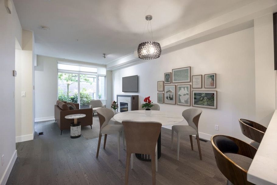 6106 Oak Street Vancouver, BC - 2