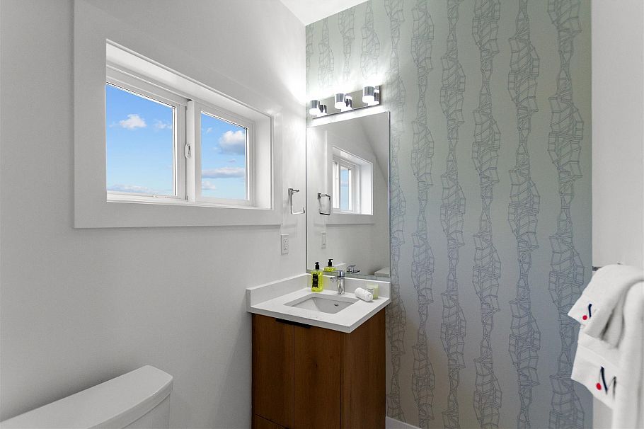 2660 Waterloo Street Vancouver, BC - 25