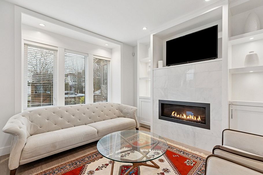 2008 Larson Road North Vancouver, BC - 4