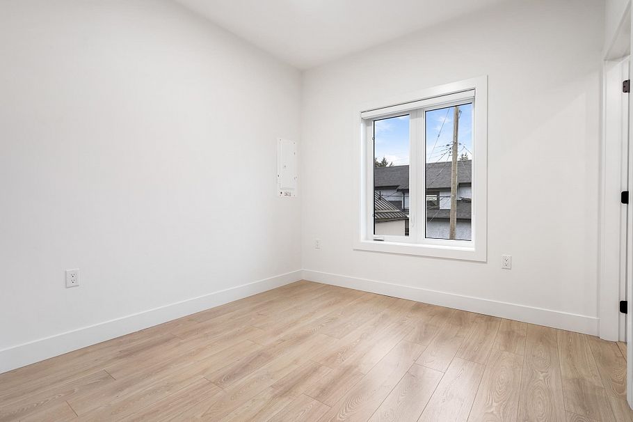 2140 E 20th Avenue Vancouver, BC - 27